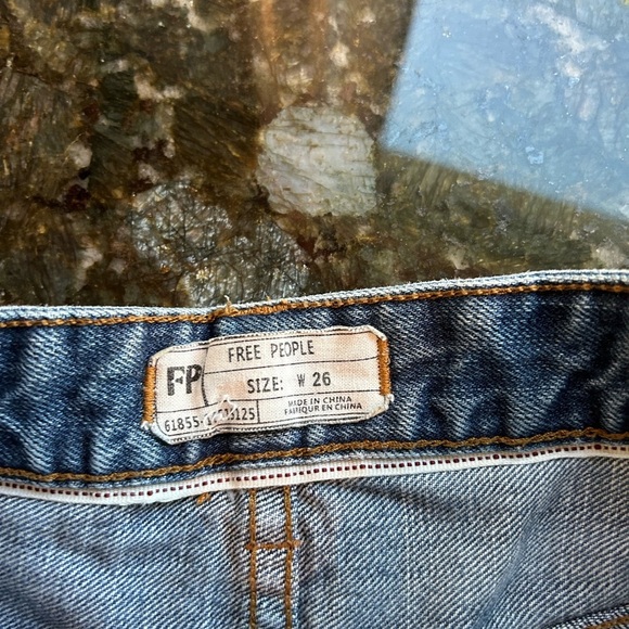 Free People short cut off Jean shorts. 2” inseam. Stretch. Medium wash. Raw hem - Picture 5 of 8